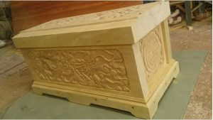 Vì sao bạn lại mơ thấy khóc bên quan tài?
