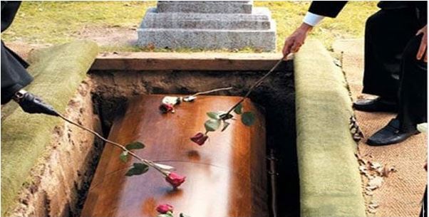 Mơ Thấy Nhiều Quan Tài: Giải Mã Ý Nghĩa Và Dấu Hiệu 2 Mơ thấy nhiều quan tài là điềm gì? Giải mã chi tiết từng trường hợp