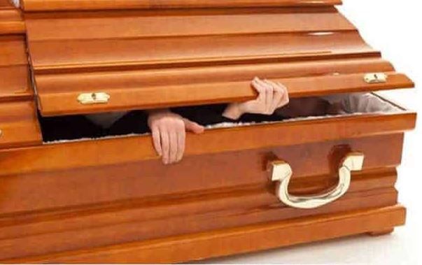Các yếu tố ảnh hưởng đến ý nghĩa giấc mơ thấy nhiều quan tài