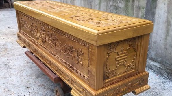 Mơ Thấy Quan Tài Màu Vàng: Giải Mã Chi Tiết Nhất 4 Ứng xử và hành động thực tế khi mơ thấy quan tài màu vàng
