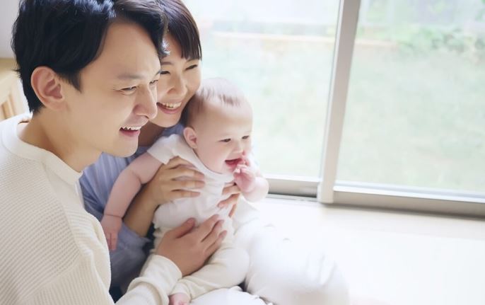 Tâm Lý Học Về Cảm Xúc Tập Thể/Gia Đình: Hiểu Để Gắn Kết Và Chữa Lành 4 Các chiến lược xây dựng và duy trì cảm xúc tích cực trong gia đình